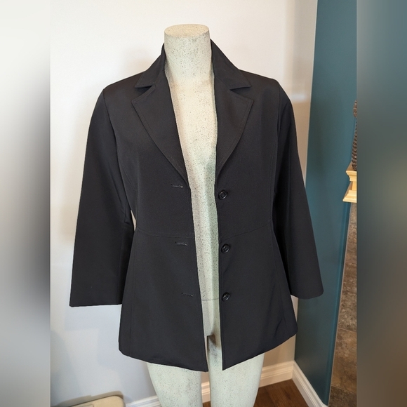 Marc New York women's three button black blazer, size S - Picture 4 of 11